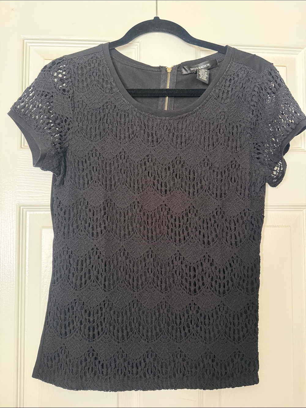 Black Lace Short Sleeve Top